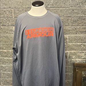 Under Armour Men's Gray Long Sleeve Henley shirt